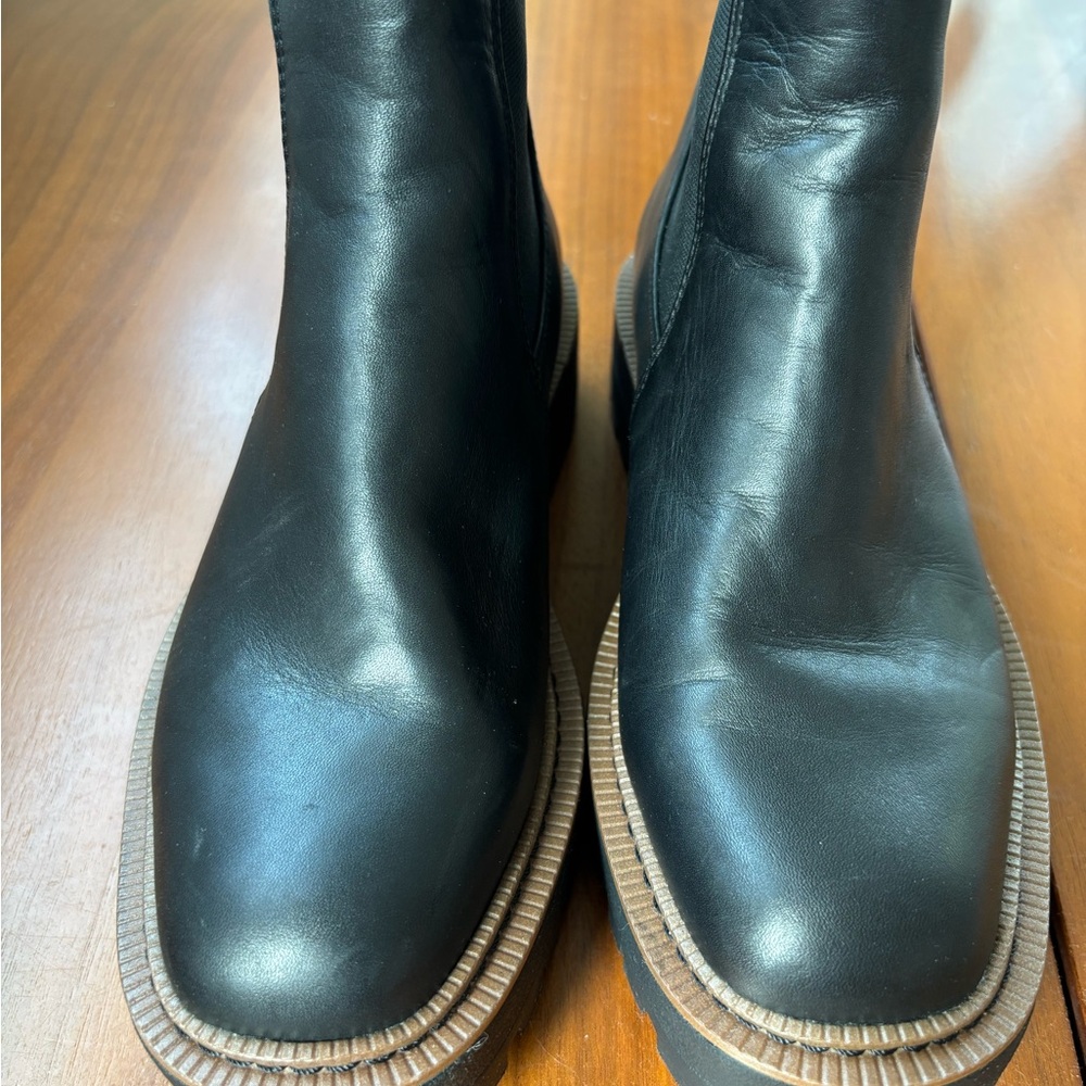 Sam Edelman Laguna Black Leather Chelsea Boots Size 6.5M Like New